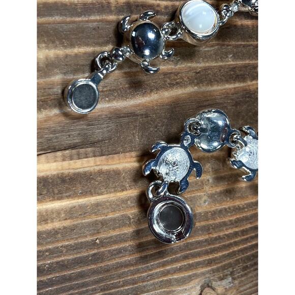 Vintage Moonstone Turtle Link Bracelet Silver Tone Magnetic Clasp 7.5” - Picture 3 of 4